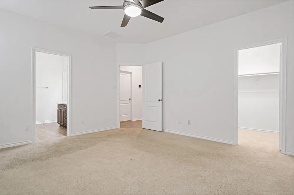 2632 Wesley Avenue Aubrey, TX 76227