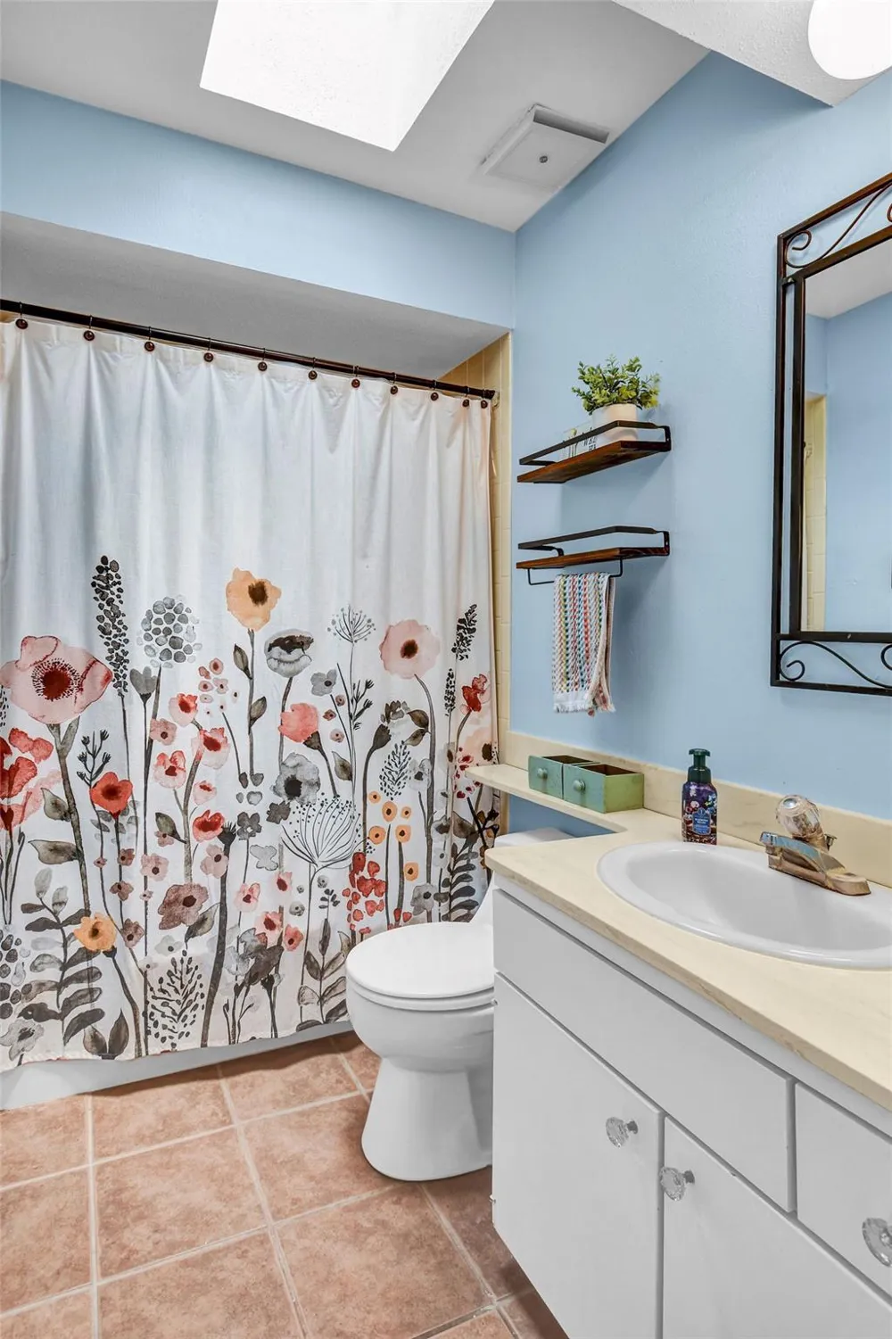 55 Chervil Common Lake Jackson, TX 77566