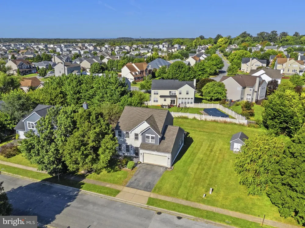 567 CROSSWINDS DRIVE Charles Town, WV 25414