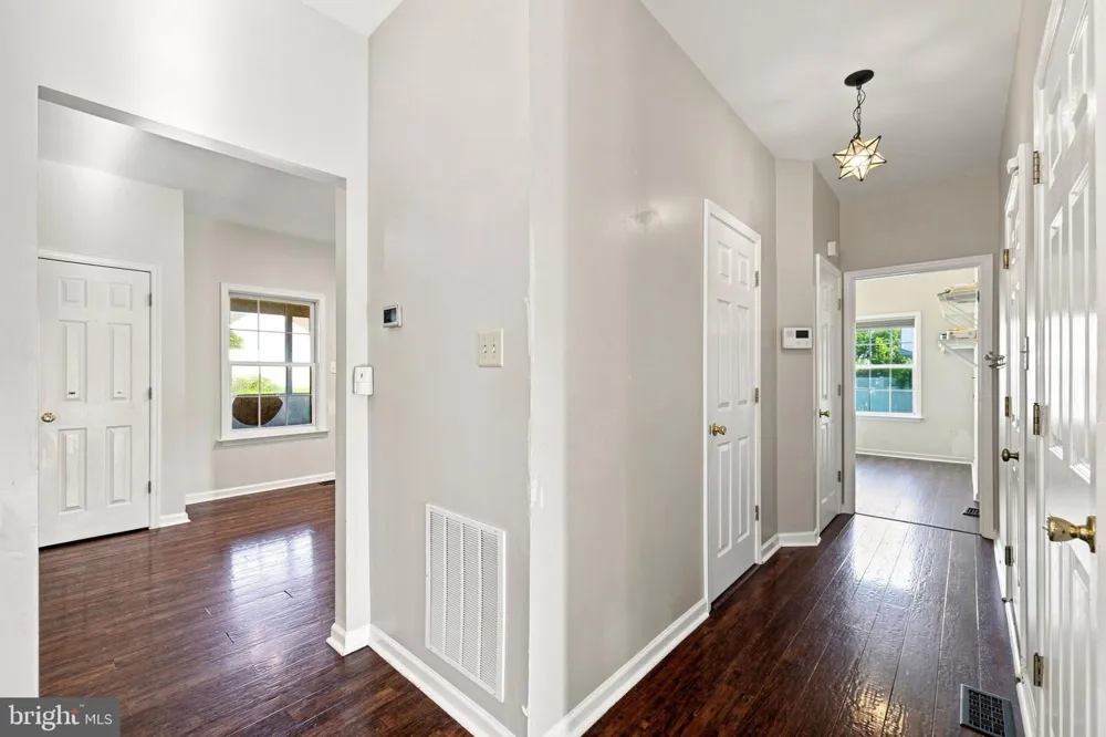 567 CROSSWINDS DRIVE Charles Town, WV 25414