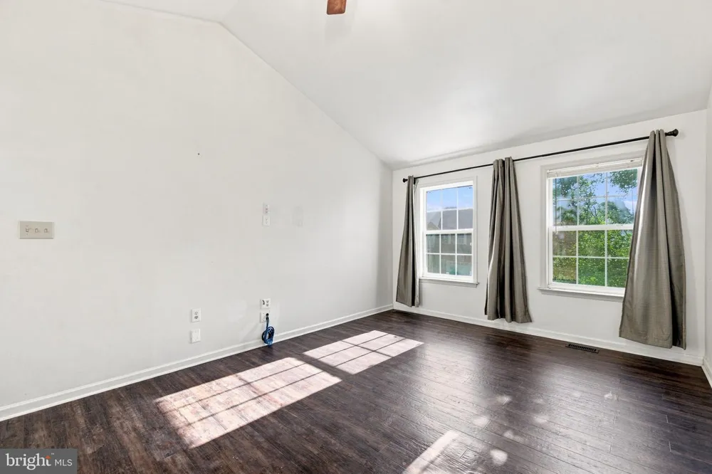 567 CROSSWINDS DRIVE Charles Town, WV 25414