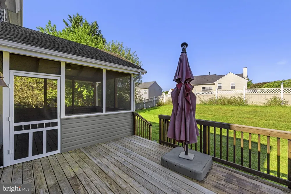 567 CROSSWINDS DRIVE Charles Town, WV 25414