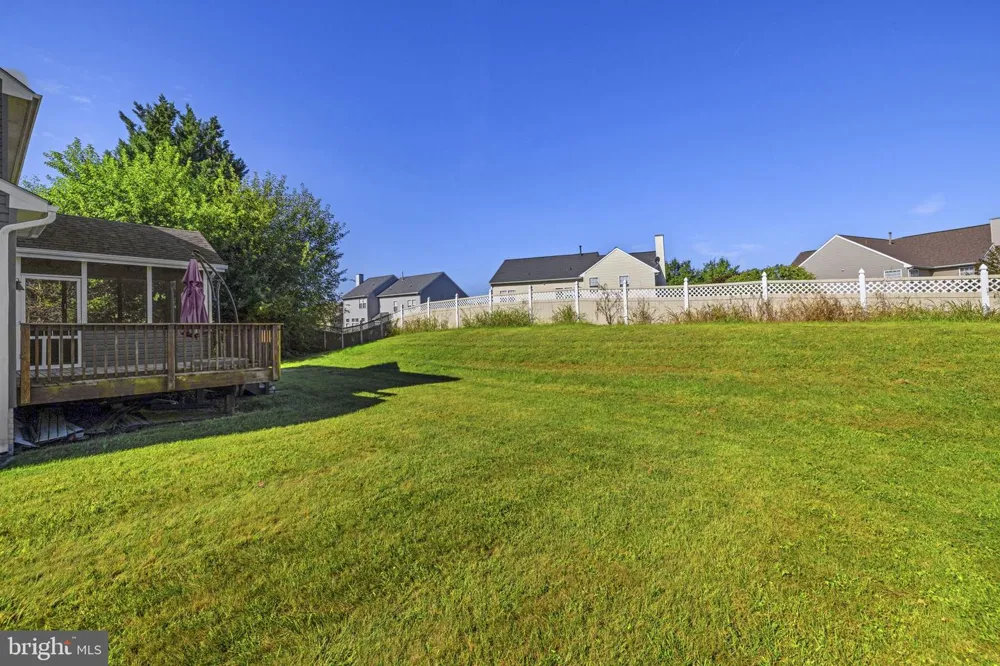 567 CROSSWINDS DRIVE Charles Town, WV 25414