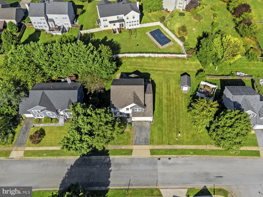 567 CROSSWINDS DRIVE Charles Town, WV 25414