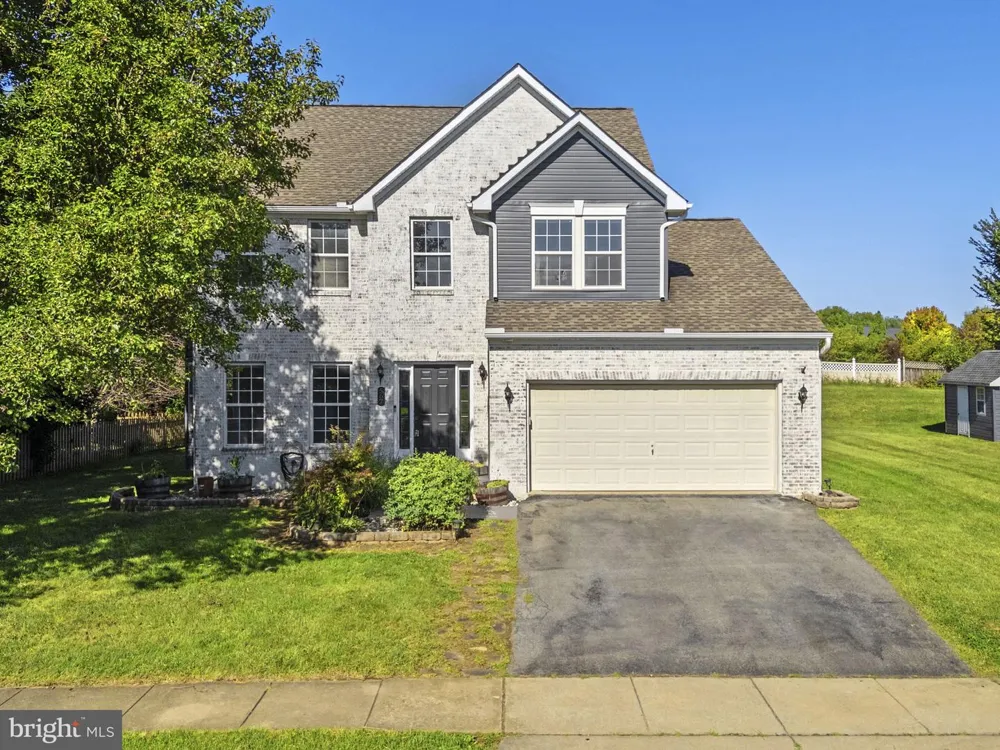 567 CROSSWINDS DRIVE Charles Town, WV 25414