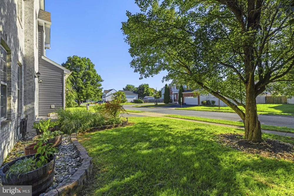 567 CROSSWINDS DRIVE Charles Town, WV 25414