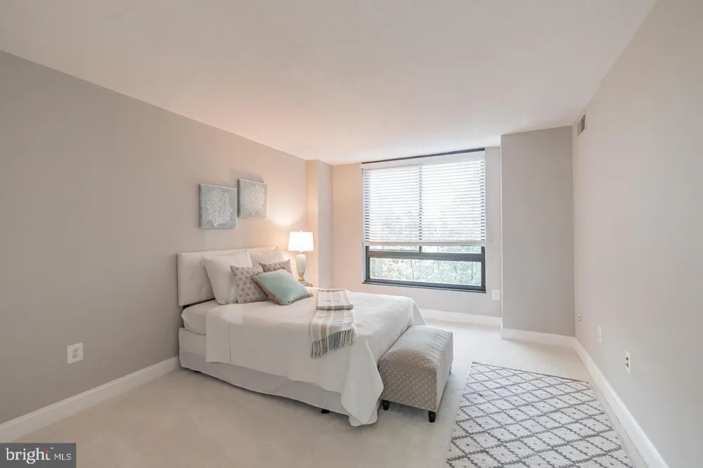 1808 OLD MEADOW ROAD #718 Mclean, VA 22102