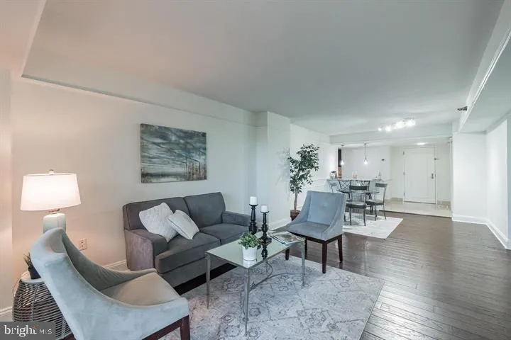 1808 OLD MEADOW ROAD #718 Mclean, VA 22102