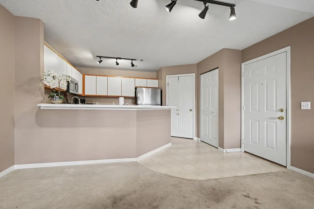 3027 Poplar Creek Drive SE #301 Kentwood, MI 49512