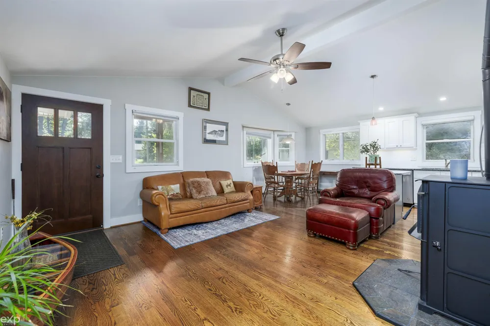 60685 Mt Vernon Road Washington Township, MI 48036