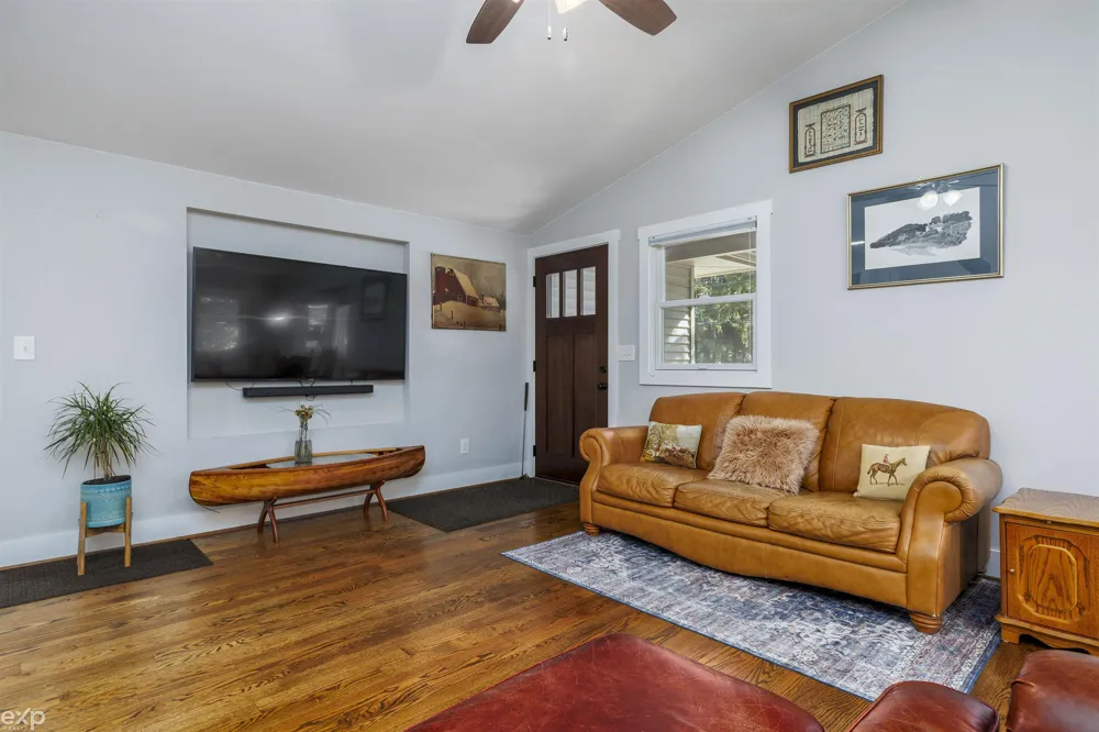 60685 Mt Vernon Road Washington Township, MI 48036