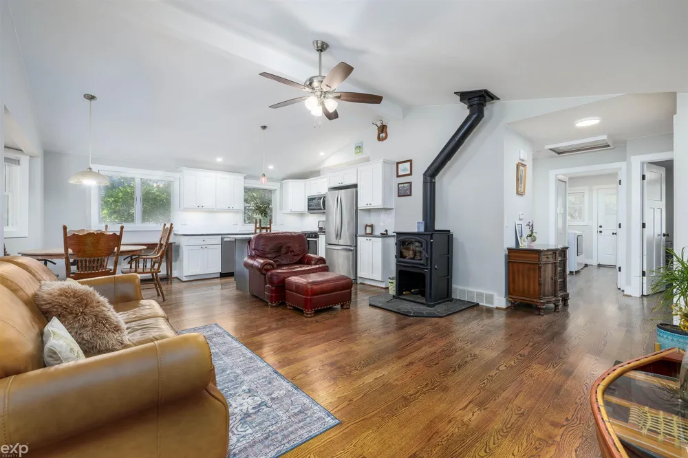 60685 Mt Vernon Road Washington Township, MI 48036