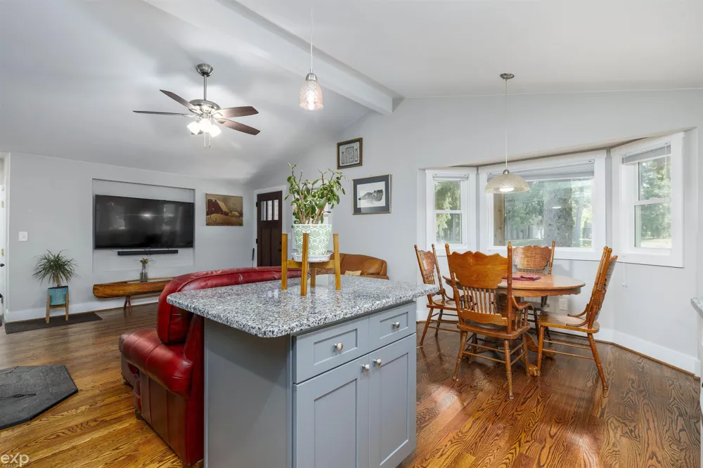 60685 Mt Vernon Road Washington Township, MI 48036