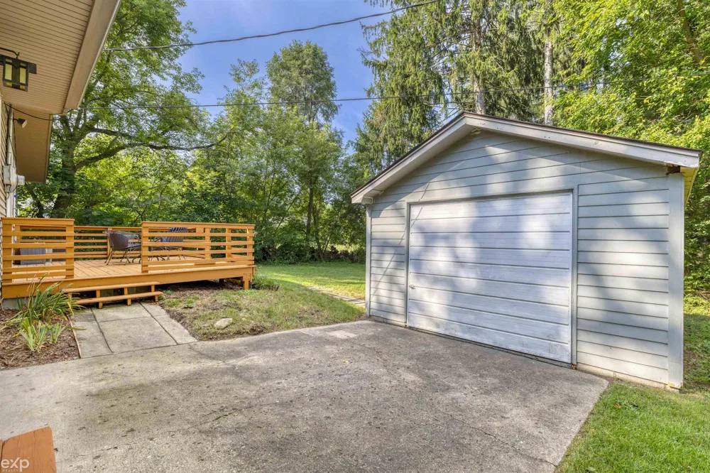 60685 Mt Vernon Road Washington Township, MI 48036