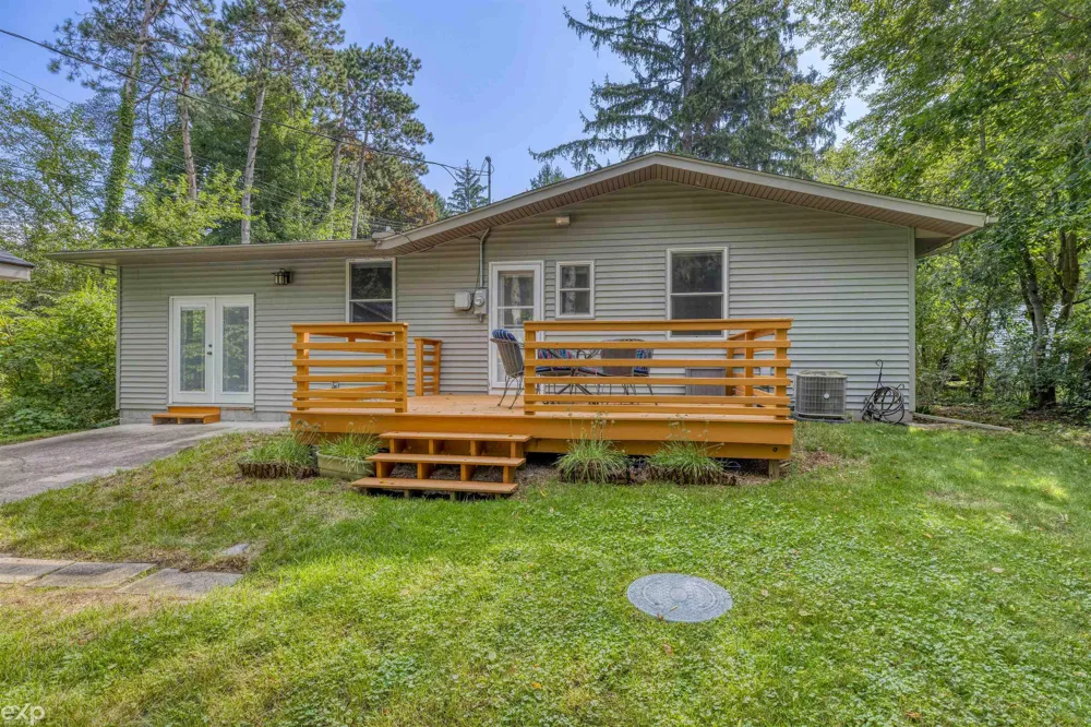 60685 Mt Vernon Road Washington Township, MI 48036