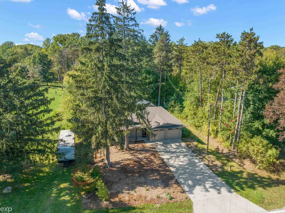 60685 Mt Vernon Road Washington Township, MI 48036