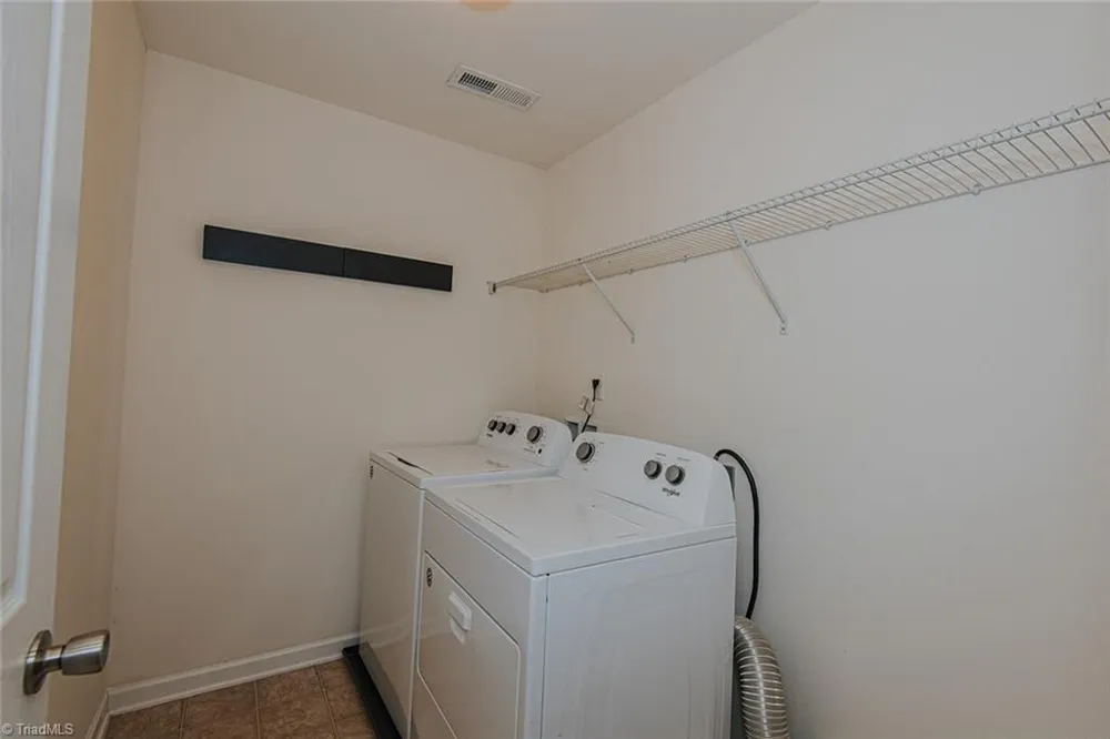 6609 Glenville Drive Whitsett, NC 27377