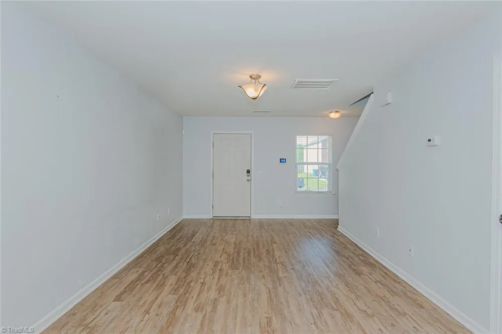 6609 Glenville Drive Whitsett, NC 27377