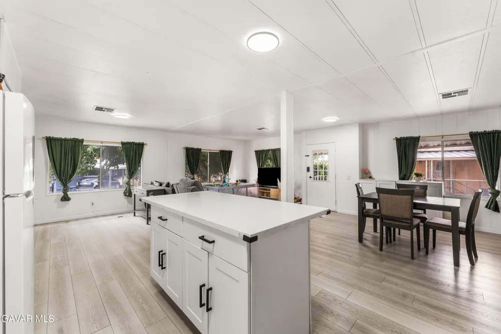 43850 E 20th Street #Spc 157 Lancaster, CA 93535