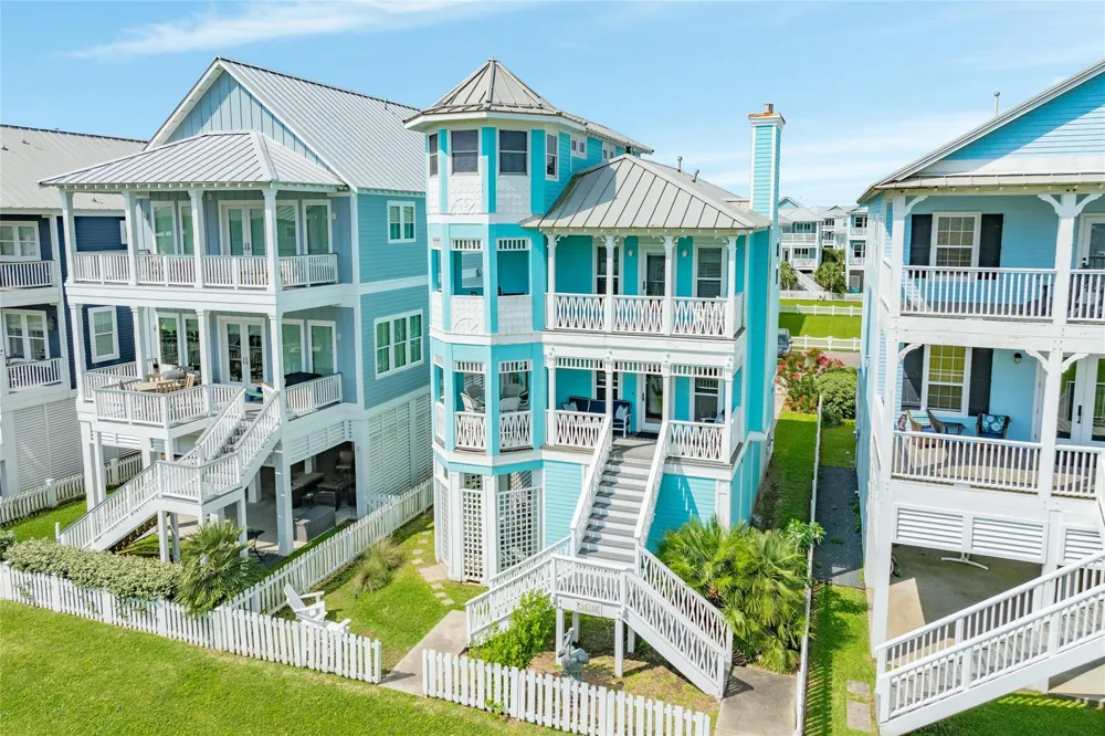 3819 Conch Galveston, TX 77554