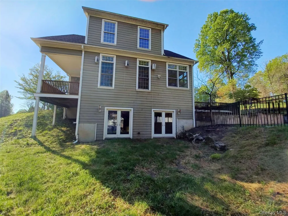 11 Hedges Road Warwick, NY 10990