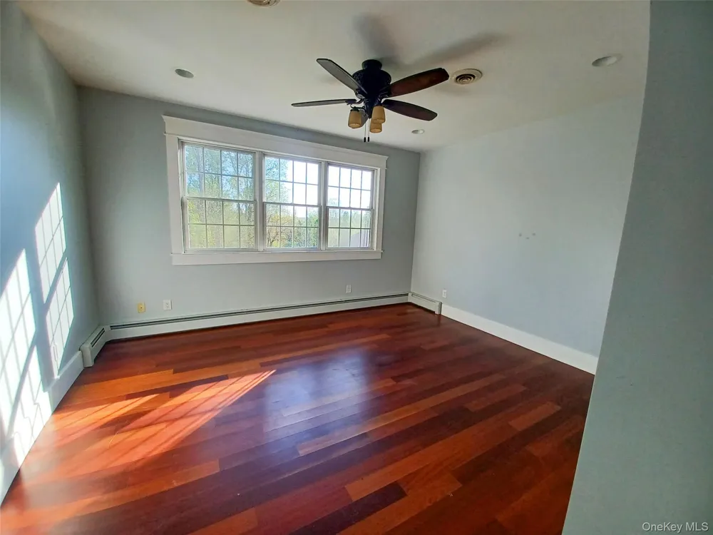 11 Hedges Road Warwick, NY 10990