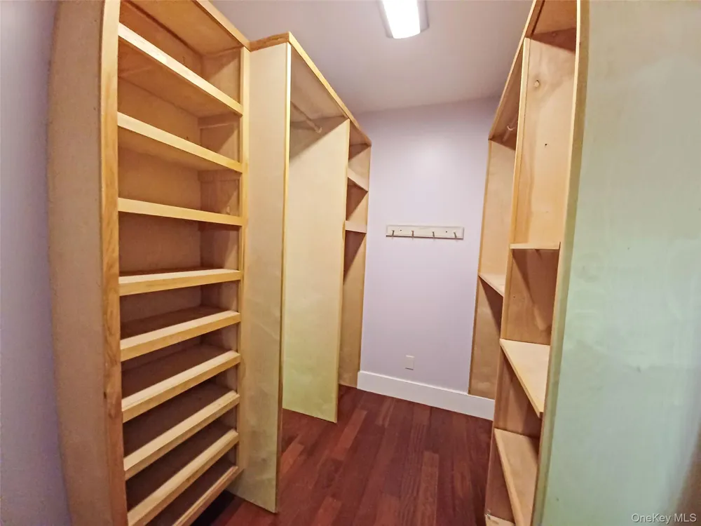 11 Hedges Road Warwick, NY 10990
