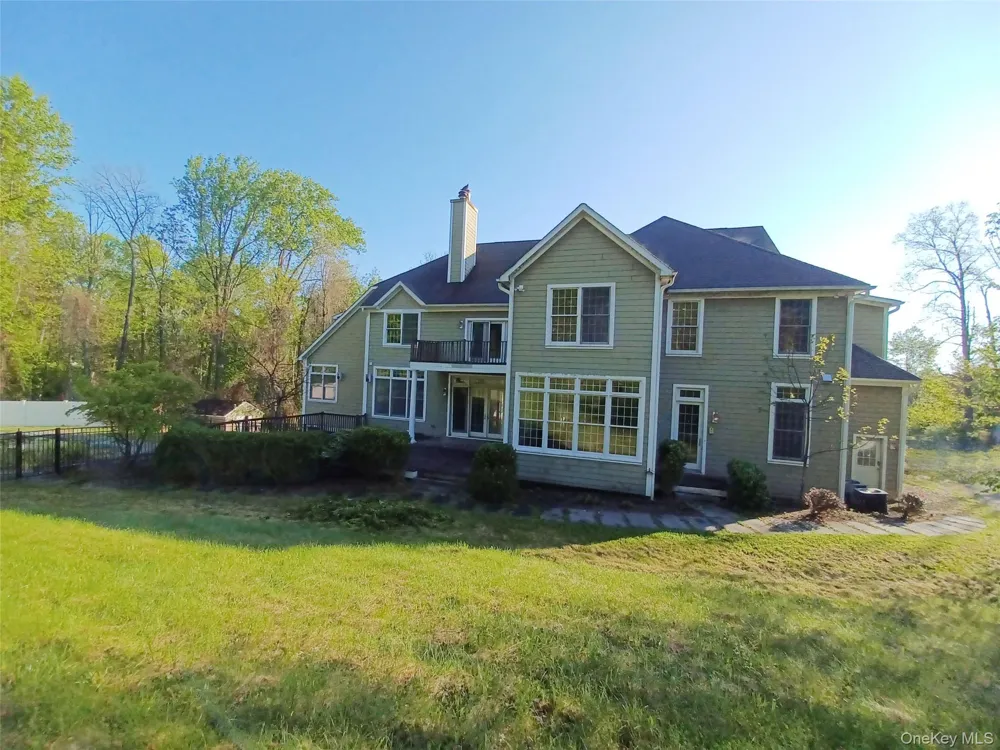 11 Hedges Road Warwick, NY 10990