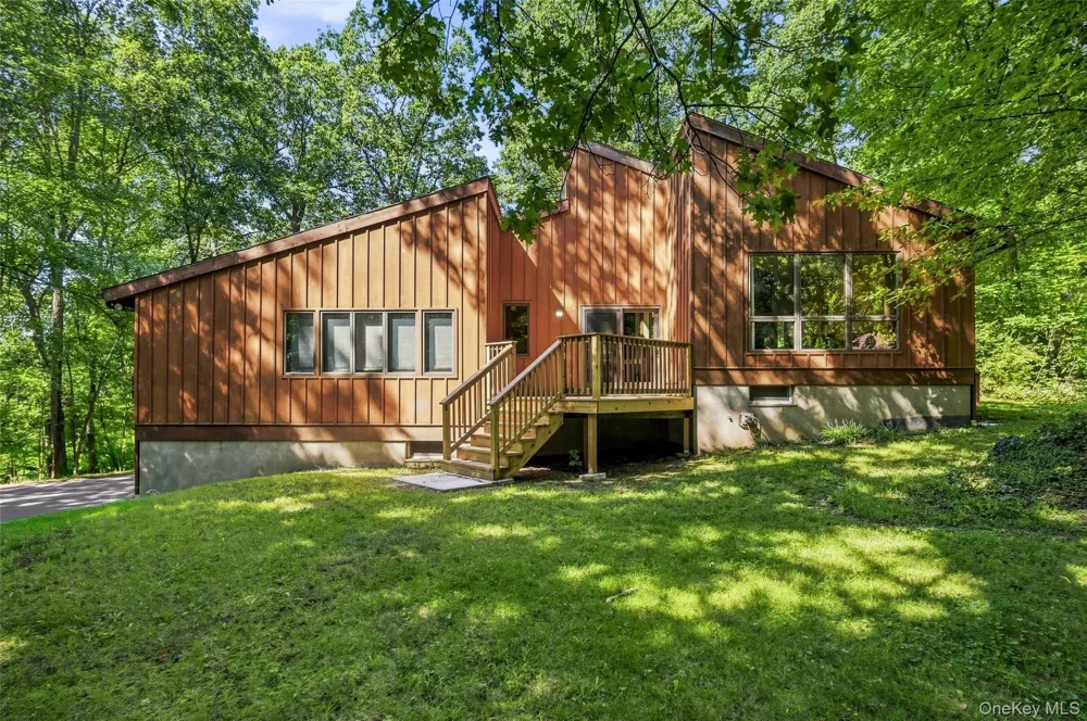 90 Highland Avenue Marlboro, NY 12542