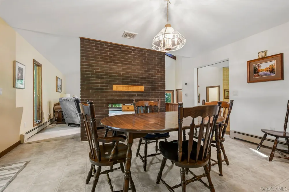 90 Highland Avenue Marlboro, NY 12542