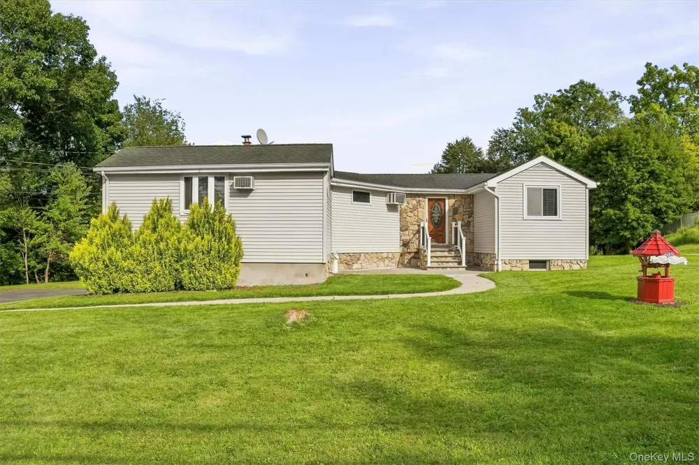48 Lake Side Drive New Windsor, NY 12553