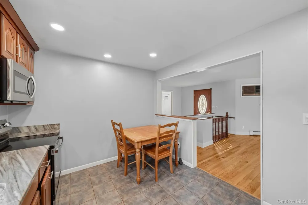 48 Lake Side Drive New Windsor, NY 12553