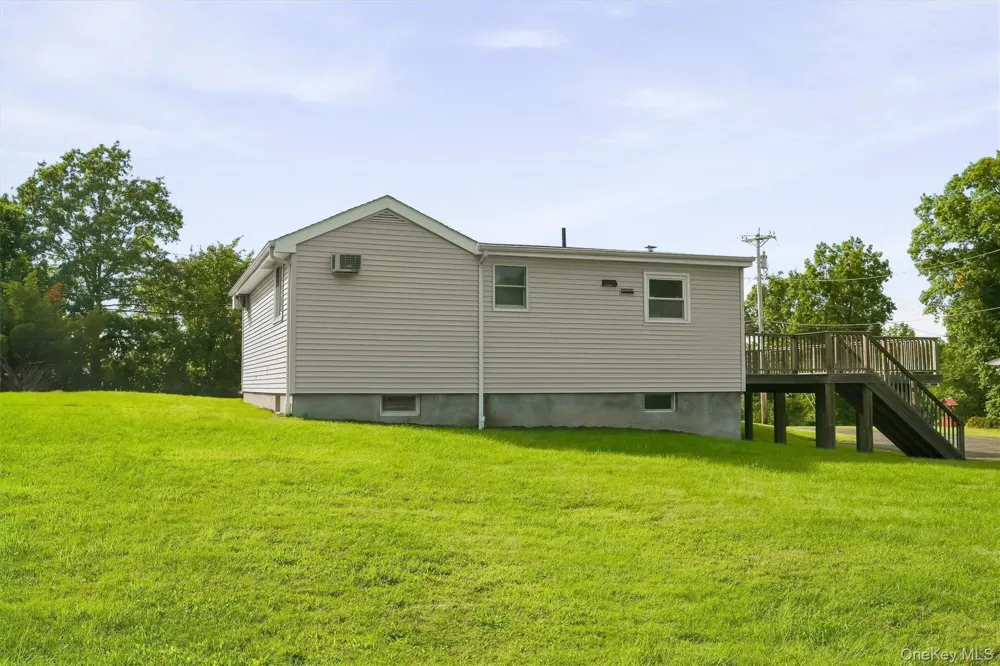 48 Lake Side Drive New Windsor, NY 12553