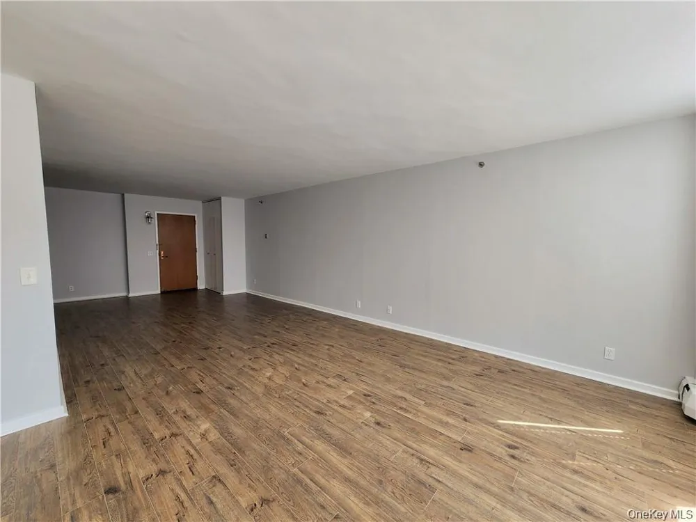 14 Nosband Avenue #1A White Plains, NY 10605
