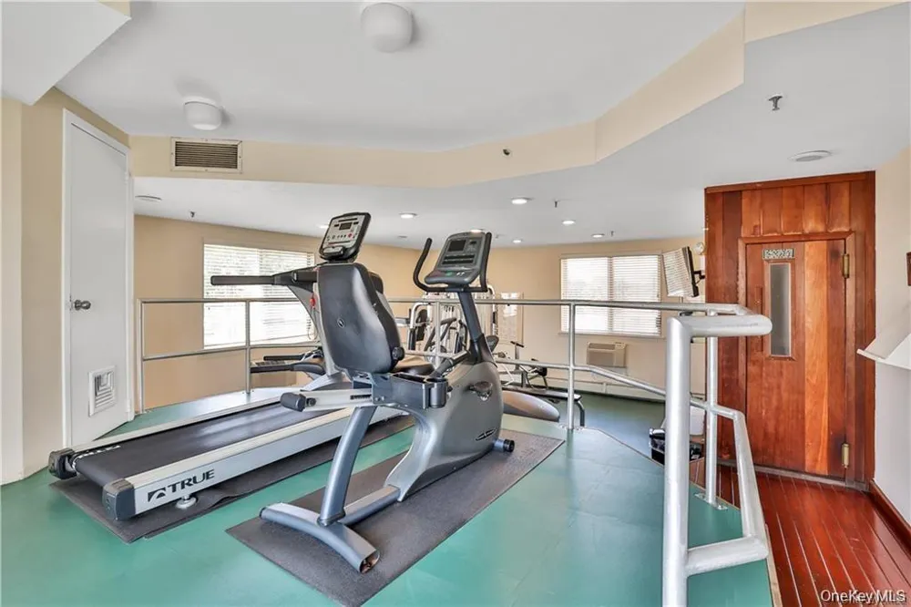 14 Nosband Avenue #1A White Plains, NY 10605