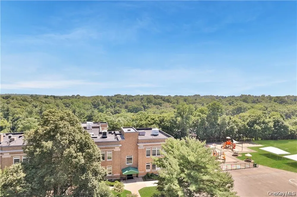 14 Nosband Avenue #1A White Plains, NY 10605
