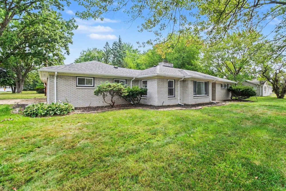 24650 Lathrup Boulevard Southfield City, MI 48075