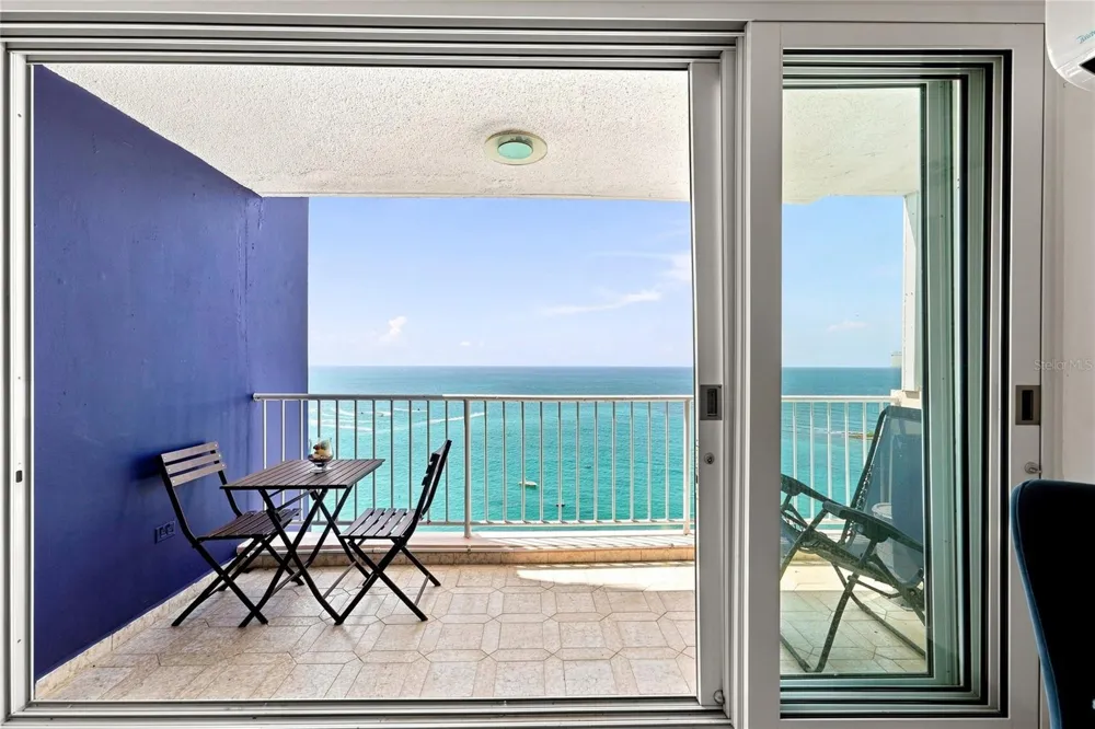 9 CALLE GARDENIA #19-A Carolina, PR 00979