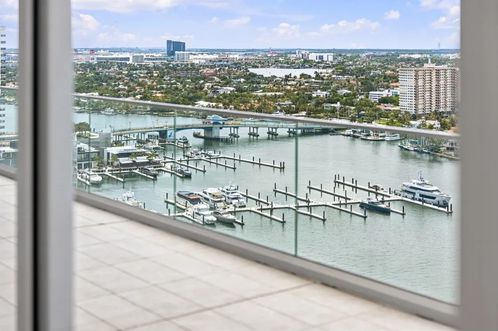 153 Seabreeze Boulevard #2404 Fort Lauderdale, FL 33304