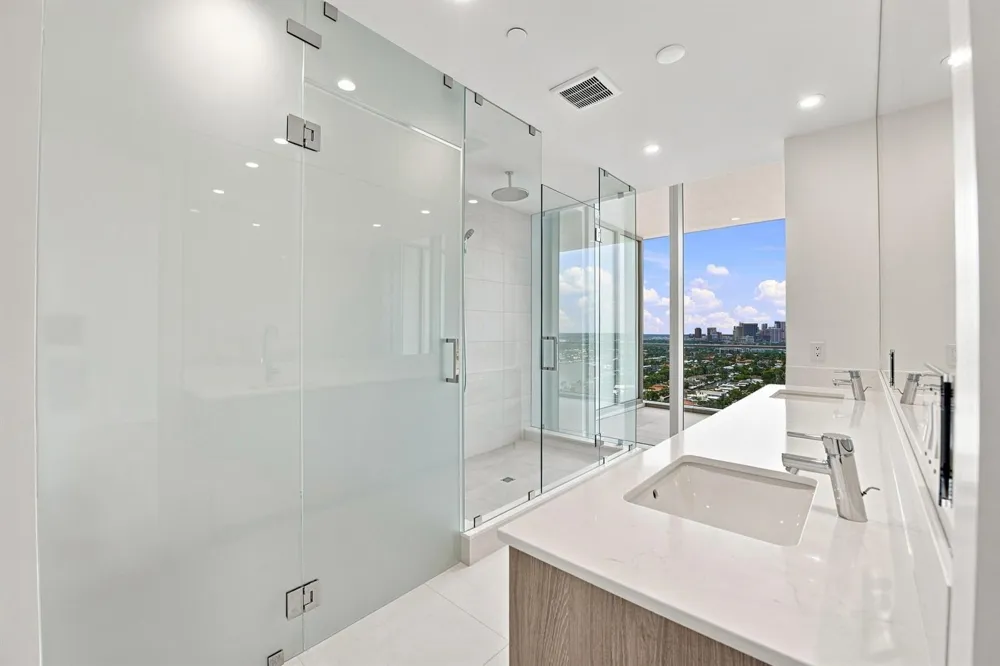 153 Seabreeze Boulevard #2404 Fort Lauderdale, FL 33304