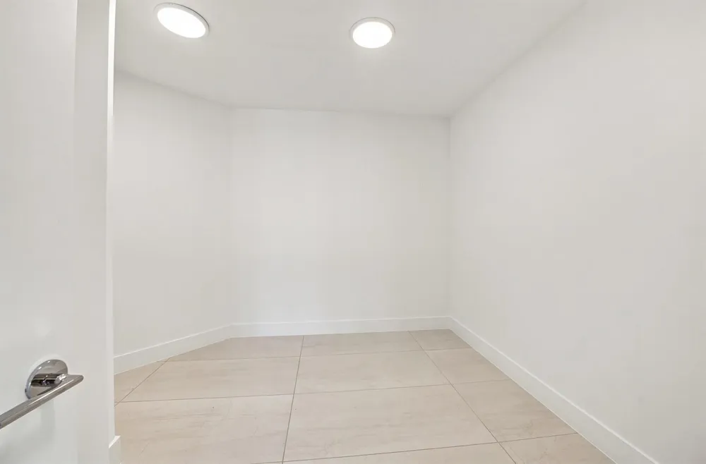 153 Seabreeze Boulevard #2404 Fort Lauderdale, FL 33304