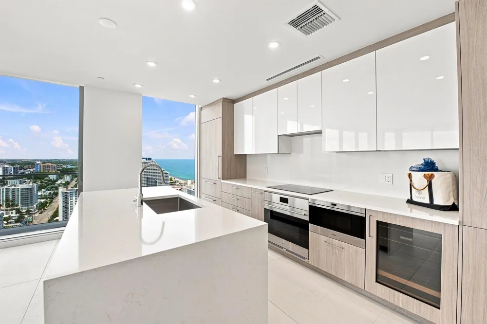 153 Seabreeze Boulevard #2404 Fort Lauderdale, FL 33304