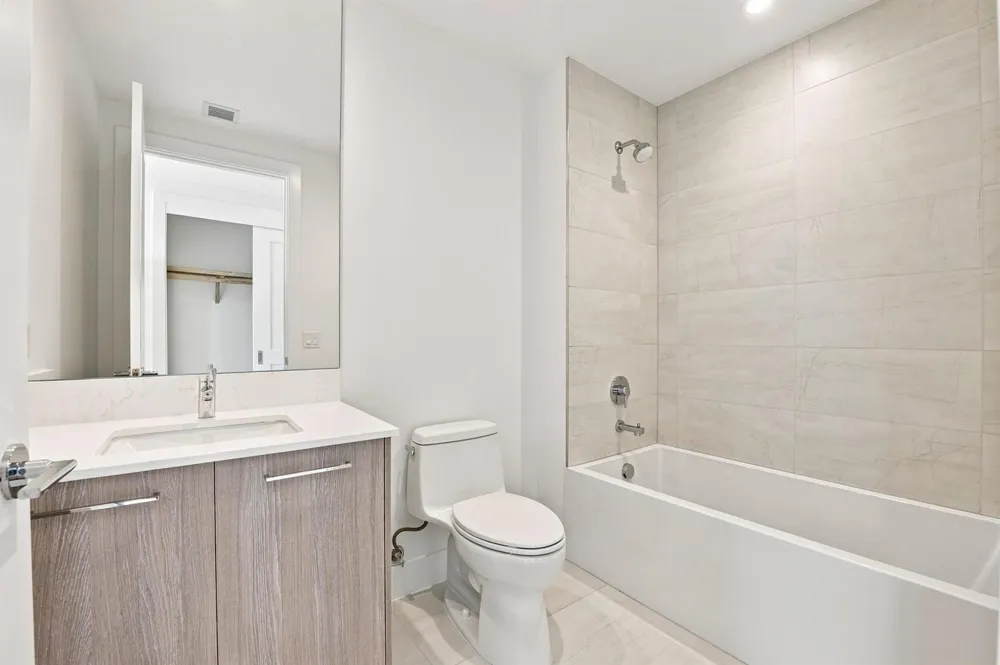 153 Seabreeze Boulevard #2404 Fort Lauderdale, FL 33304