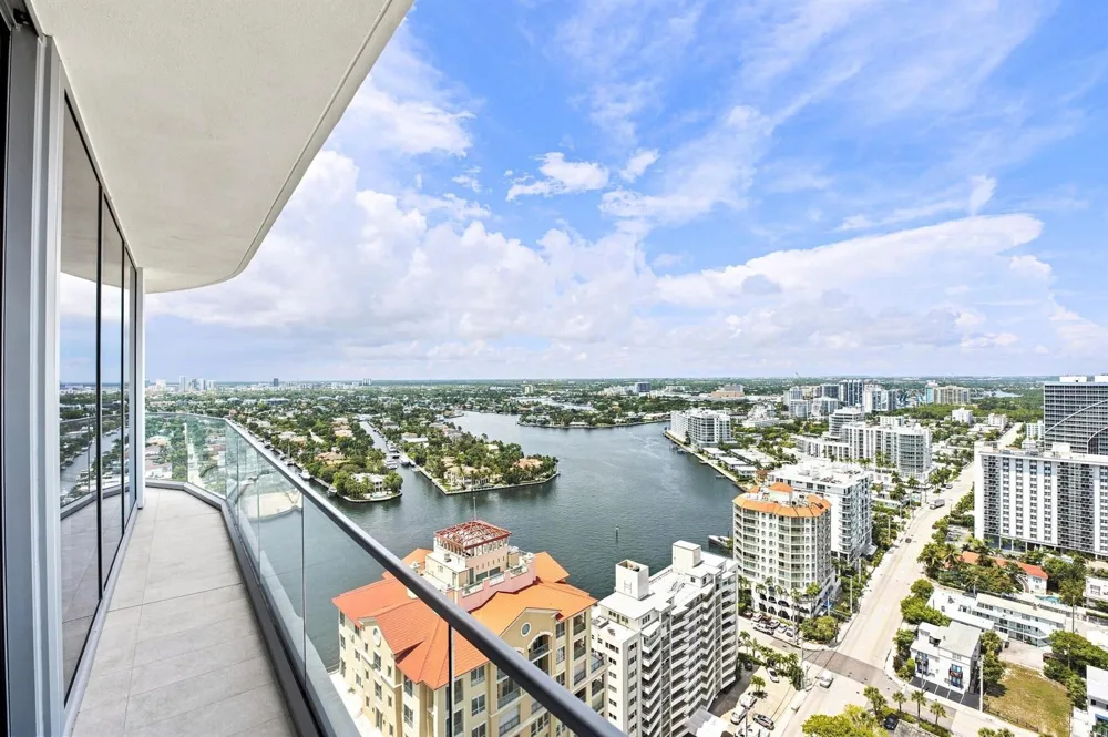 153 Seabreeze Boulevard #2404 Fort Lauderdale, FL 33304