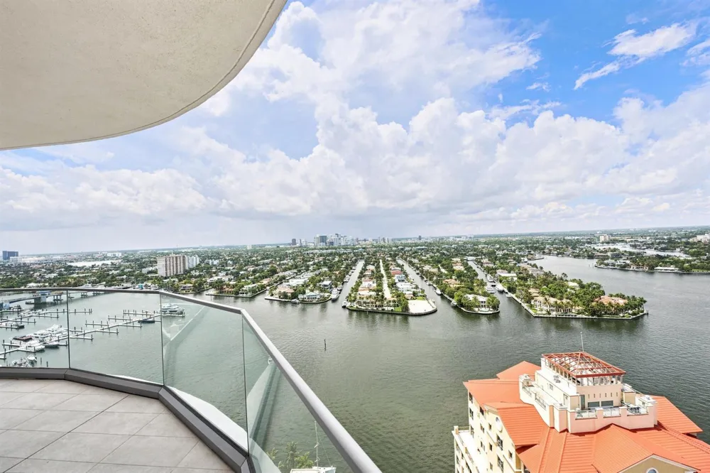 153 Seabreeze Boulevard #2404 Fort Lauderdale, FL 33304