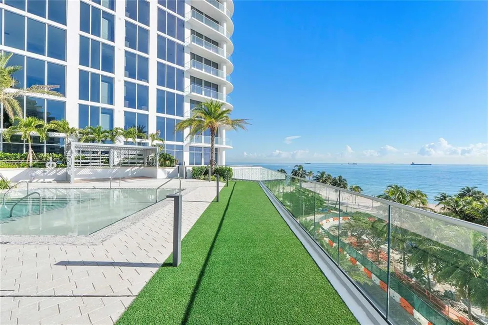 153 Seabreeze Boulevard #2404 Fort Lauderdale, FL 33304