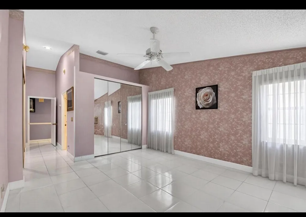 8261 LAKE CYPRESS ROAD Lake Worth, FL 33467