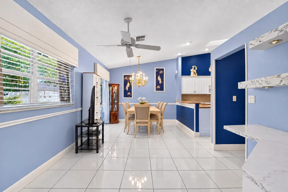 8261 LAKE CYPRESS ROAD Lake Worth, FL 33467