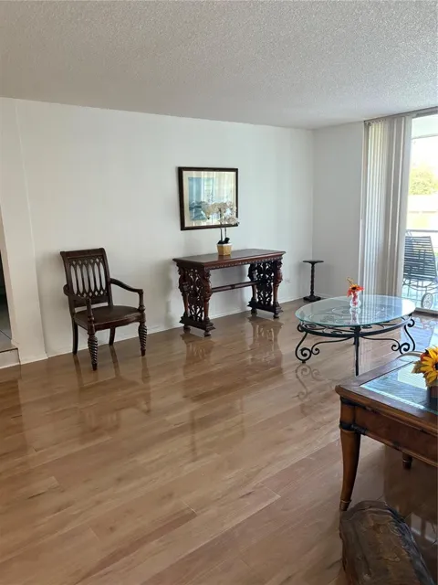 3750 INVERRARY DRIVE #1W