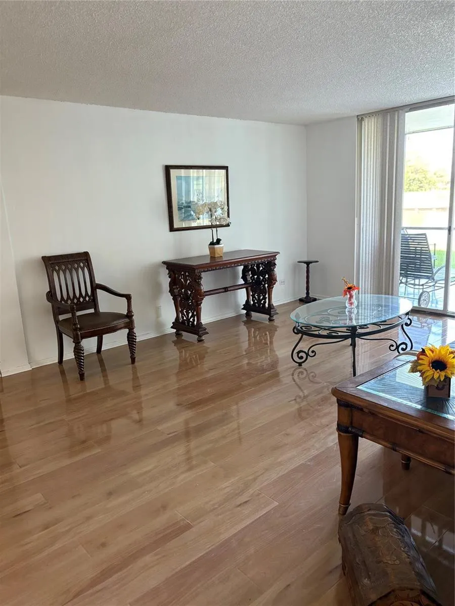 3750 INVERRARY DRIVE #1W Lauderhill, FL 33319